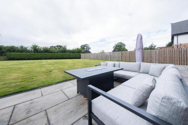 5 Grange Close-059.jpg