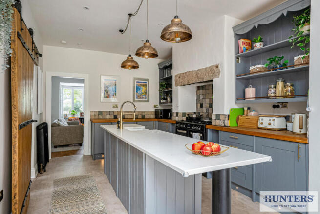 3 bed Semi-Detached to rent Image 7