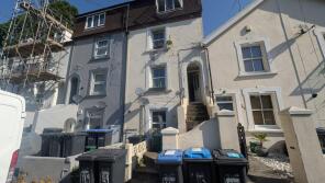The Flat Upper Ground Floor, 149, West Street, East Grinstead RH19 4EN