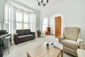 8, Grange Avenue, North Finchley, London N12 8DN