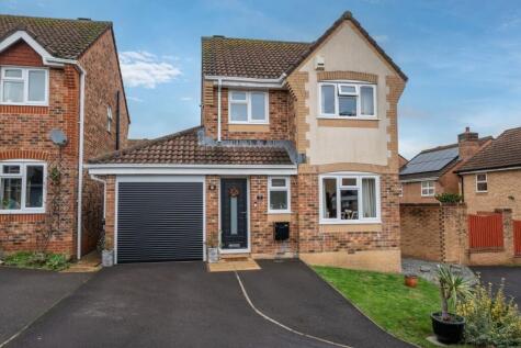 Burnhams Close, Andover, SP10
