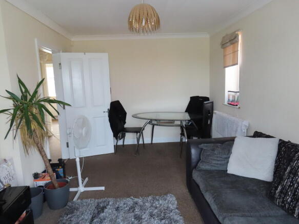 2 bed Apartment for sale Image 6