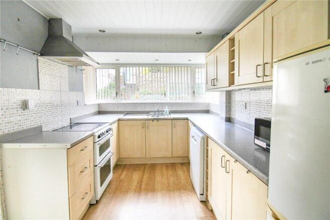 3 bed Semi-Detached for sale Image 4