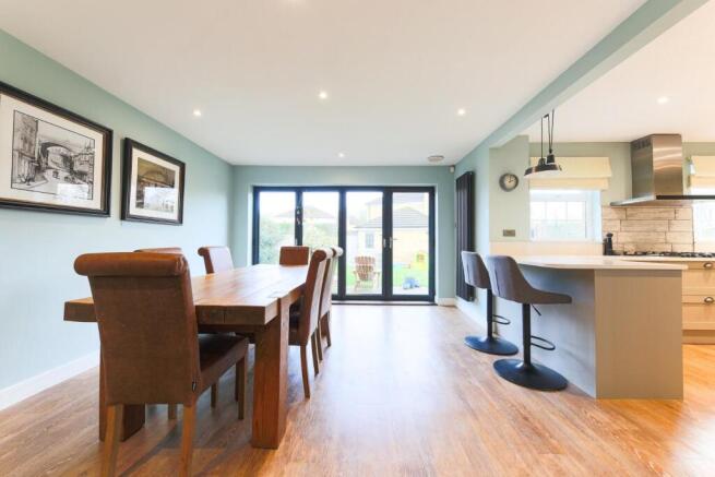 Dining area.jpg