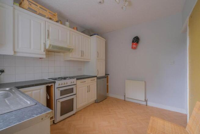 2 bed Terraced for sale Image 9
