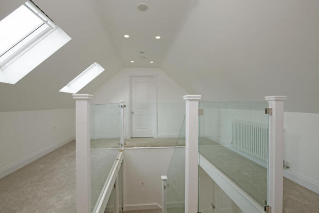 2ND FLOOR SUITE