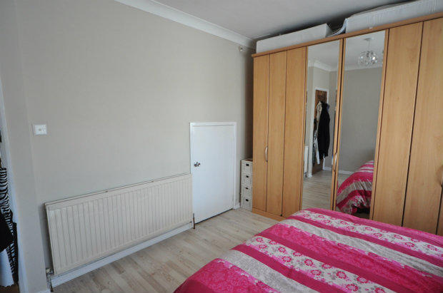 Photo 33