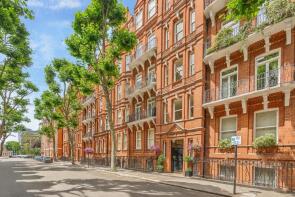 Flat 10, Wetherby Mansions, Earl's Court Square, London SW5 9DJ