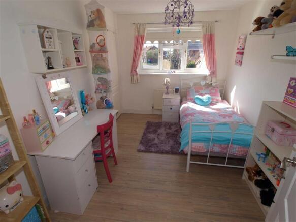 Bedroom (2)