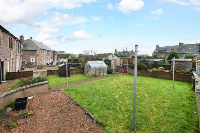 Mutual Drying Green & Private Garden