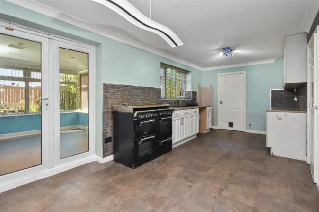 4 bed Detached for sale Image 5