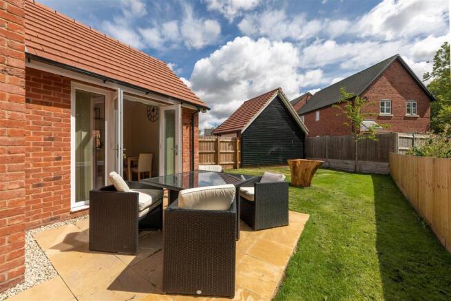 SmithClose8-04A.jpg