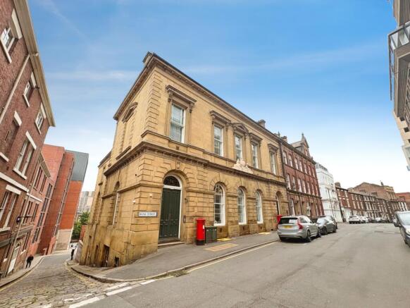 1 bed Apartment for sale Image 12