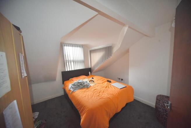 1 bed Apartment to rent Image 4