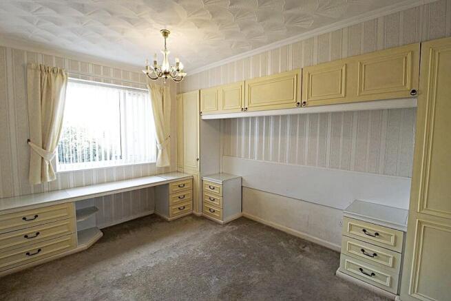 2 bed Detached Bungalow for sale Image 4