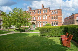 18, Shaftesbury Hall, St Georges Place, Cheltenham GL50 3PX