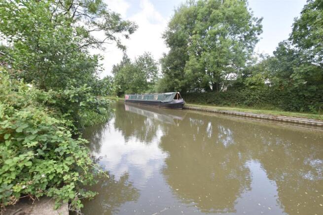 CANAL VIEWS