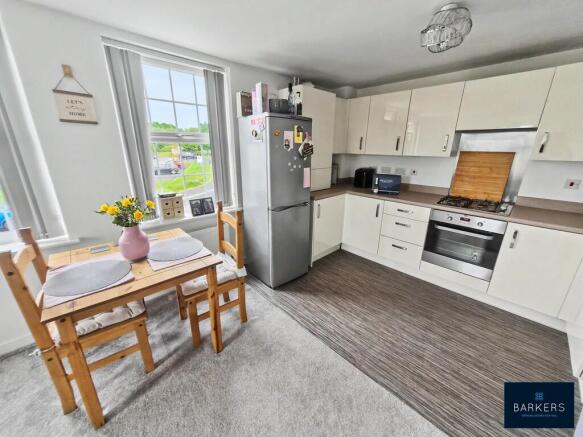 Heathfield Lane, Birkenshaw photo 4