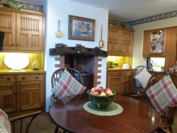 BREAKFAST ROOM
