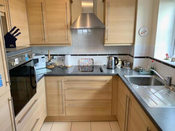 2 bed Apartment for sale Image 7