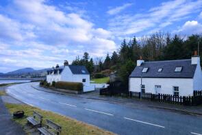 East End Cottage, A896 Cattle Grid North Of Lochcarron - A890 Junction, Strathcarron IV54 8YB