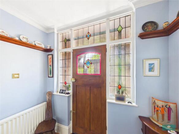 4 bed Semi-Detached for sale Image 8