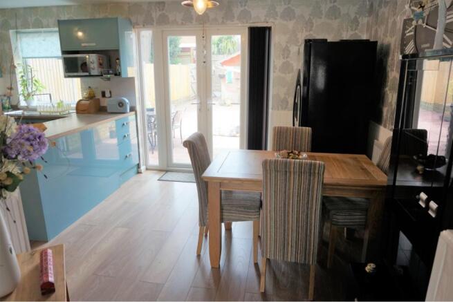 Kitchen/Dining Room