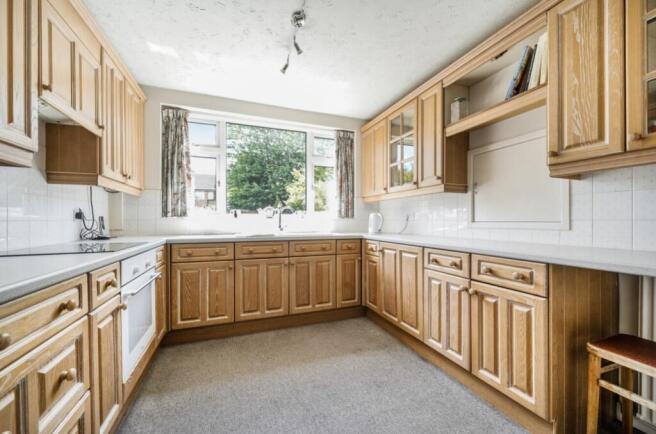 1323874-15-686e70920bc8d