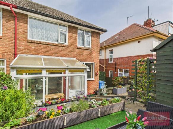 3 bed Semi-Detached for sale Image 12