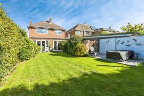 21, Ryecroft Drive, Horsham RH12 2AW