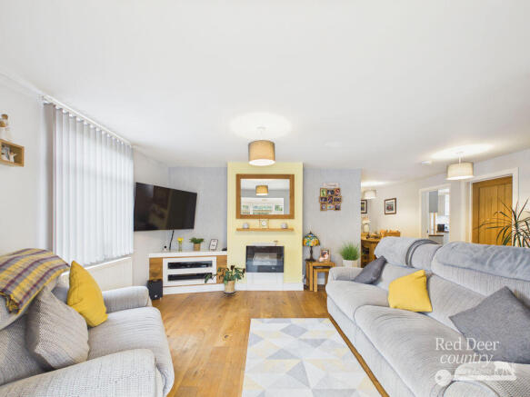 Sitting/Dining Room