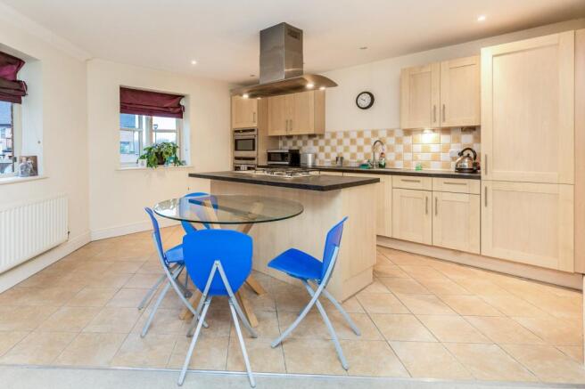 Kitchen / Dining Are