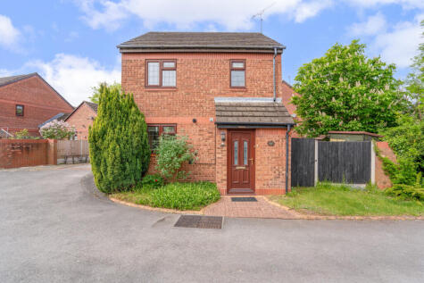 The Avenue, Summerfield, Hartlebury, DY11