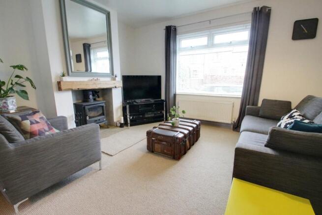 LOUNGE AREA