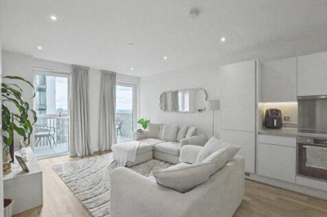 Acer Apartments, White City Living, Park Boulevard, London