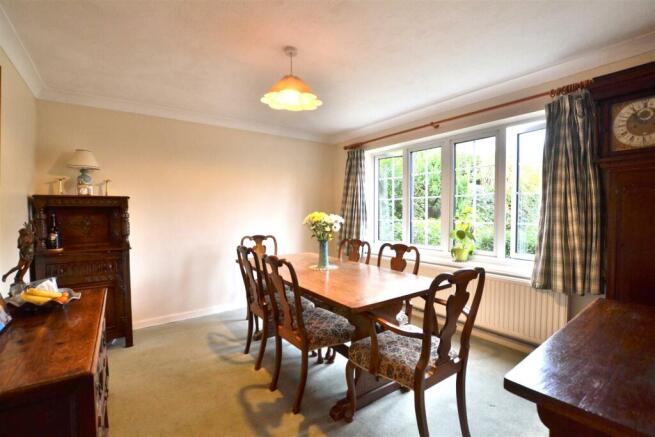 Dining Room.JPG