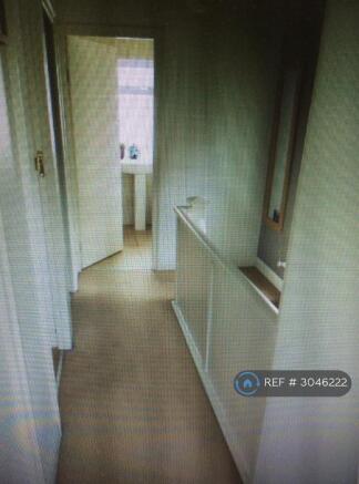 3 bed Semi-Detached to rent Image 8