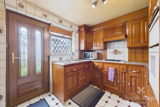 3 bed Bungalow for sale Image 9