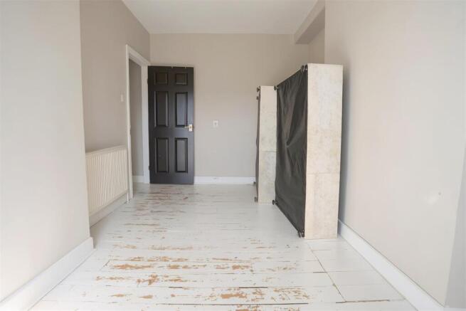 2 bed Terraced for sale Image 10