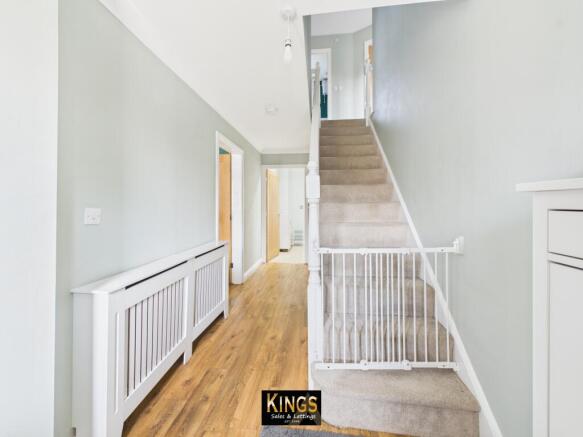 4 bed Detached for sale Image 12