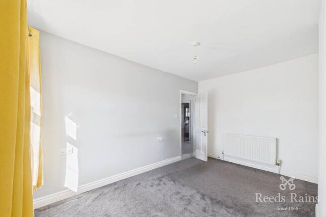 3 bed House to rent Image 8