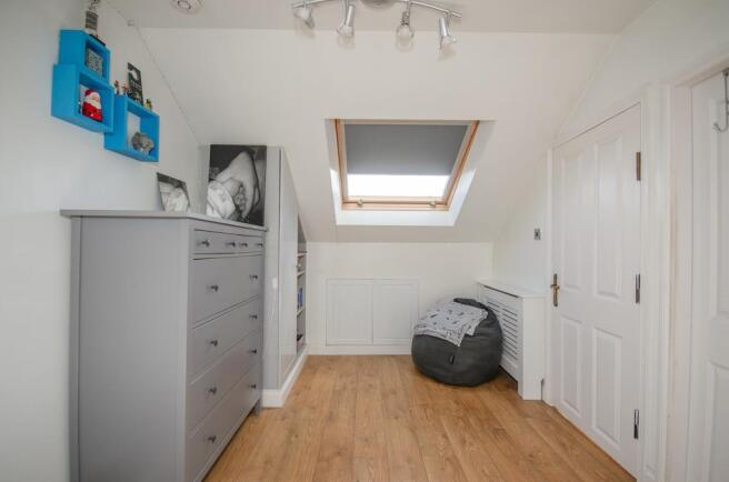 Bedroom 3 pic 2.jpg