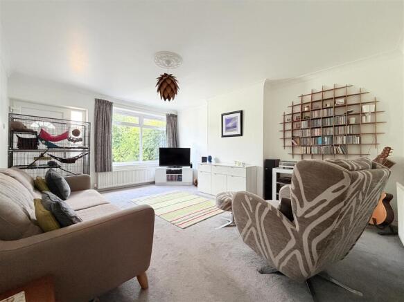 2 bed Semi-Detached Bungalow for sale Image 2
