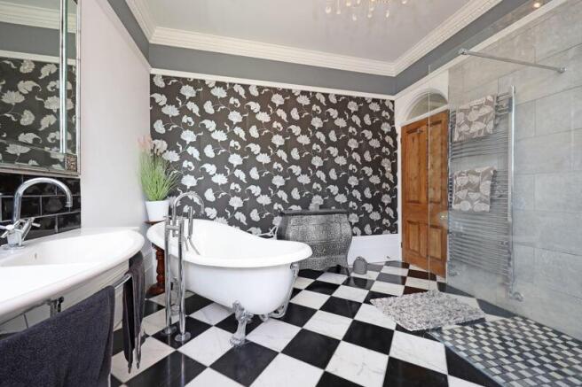 Main Bathroom