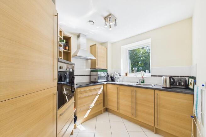 51 Wainwright Court, Webb View, Kendal, LA9 4TE photo 4