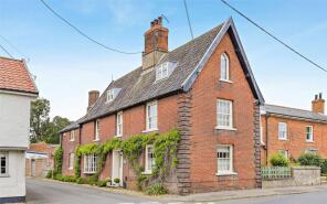 Pickwick House, Grange Road, Norwich NR16 2AT