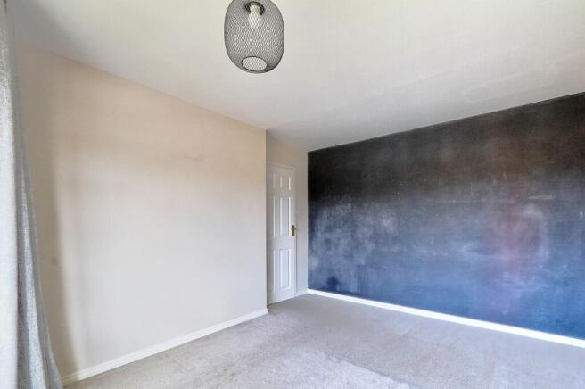 3 bed Semi-Detached for sale Image 11