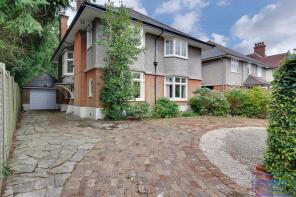 30, Stirling Road, Bournemouth BH3 7JQ