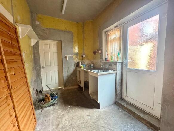 2 bed Block of Apartments for sale Image 5