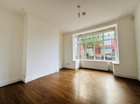 3 bed Semi-Detached to rent Image 4
